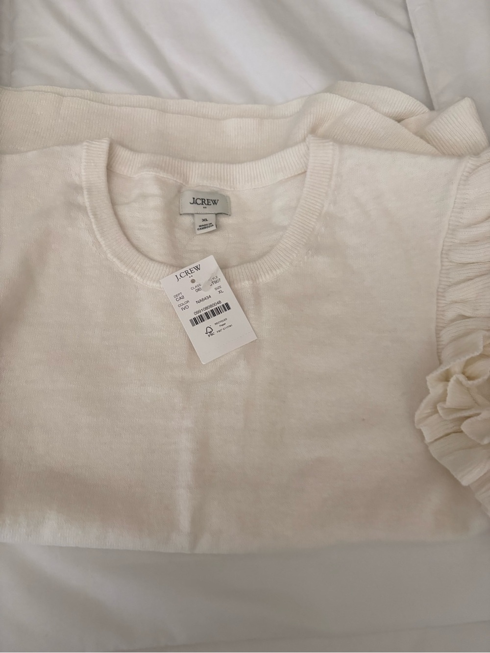 J. Crew - Ruffle-Sleeve Sweater Shell - NWT - Picture 5 of 5